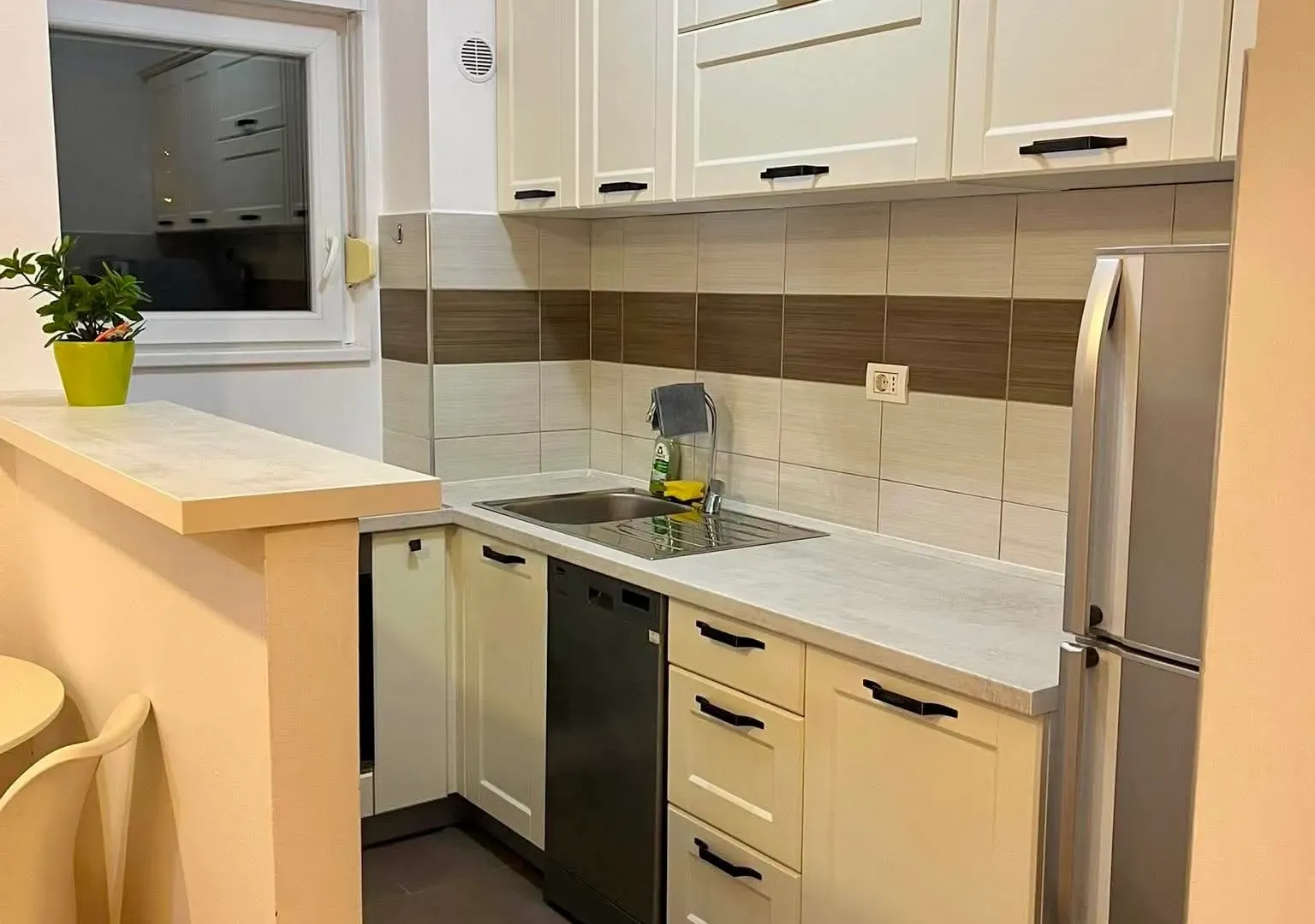 Rent, two bedroom apartment, 64m², City Kvart, Podgorica