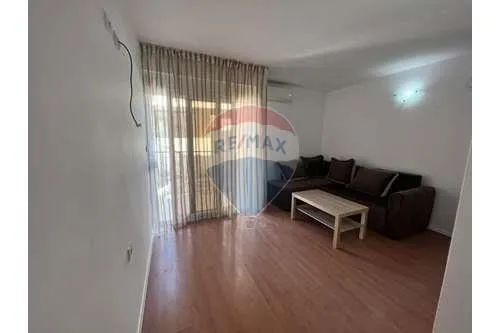 Prodaja, jednosoban stan, 42m², Sutomore, Bar