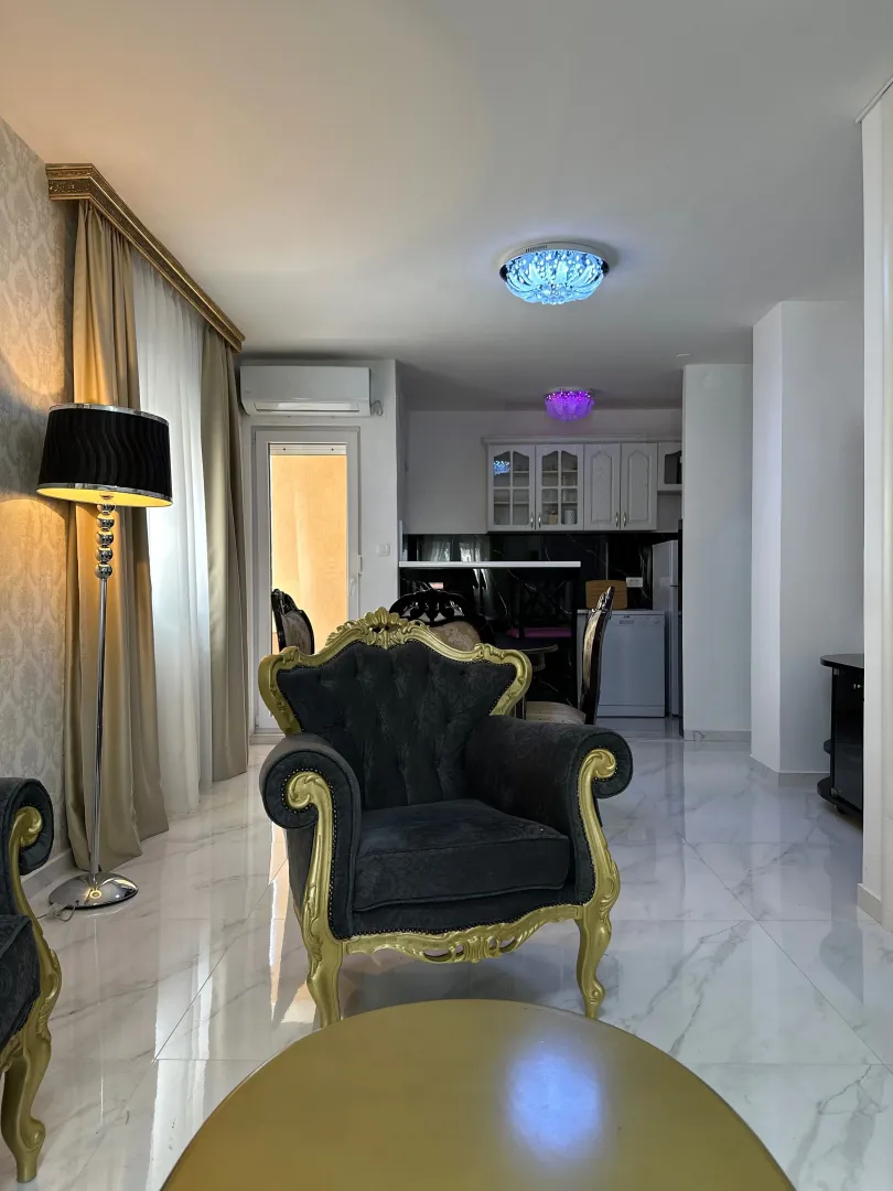 Sale, two bedroom apartment, 88m², Dobrota, Kotor