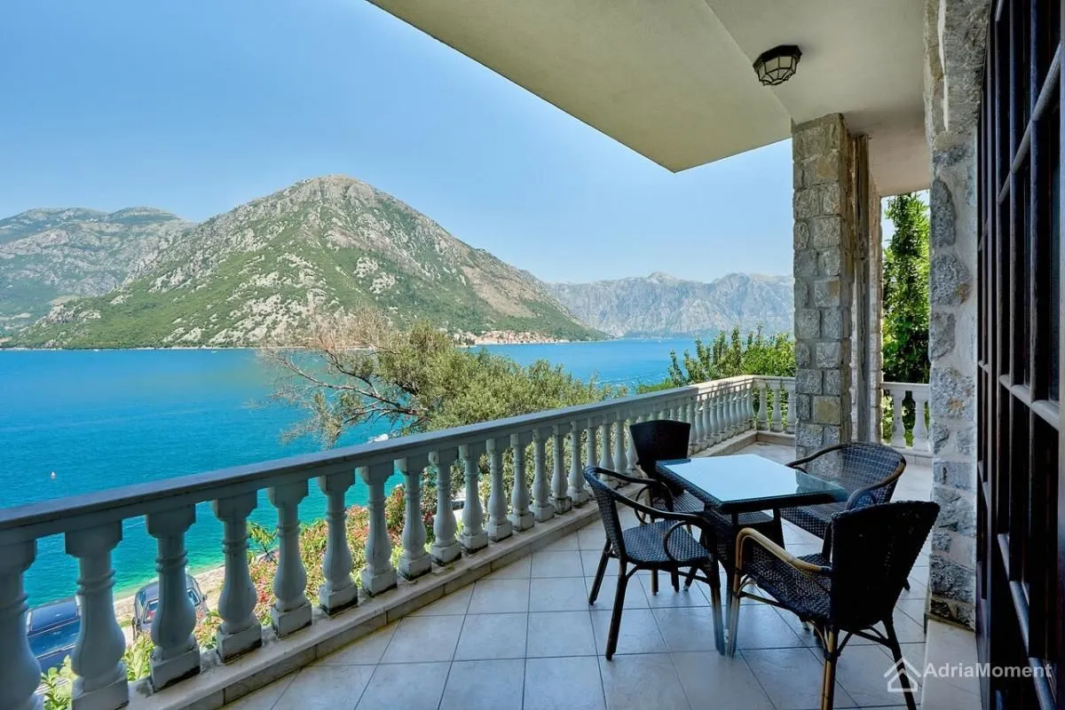 Sale, house, 235m², Kostanjica, Kotor