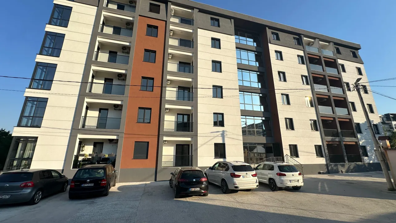Prodaja, trosoban stan, 66m², Central Point, Podgorica