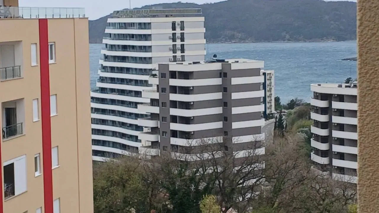 Sale, one bedroom apartment, 46m², Bečići, Budva