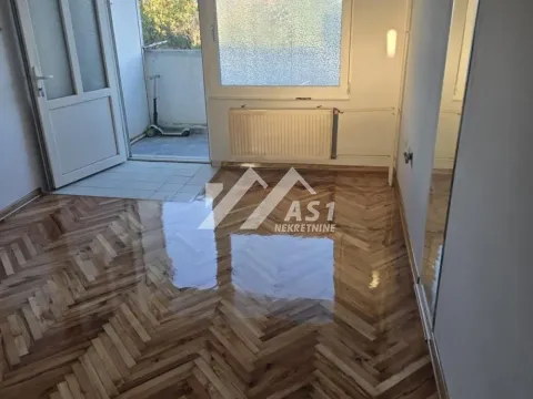Prodaja, stan, 23m², Adamovićevo Naselje, Novi Sad Sve Podlokacije - image 3