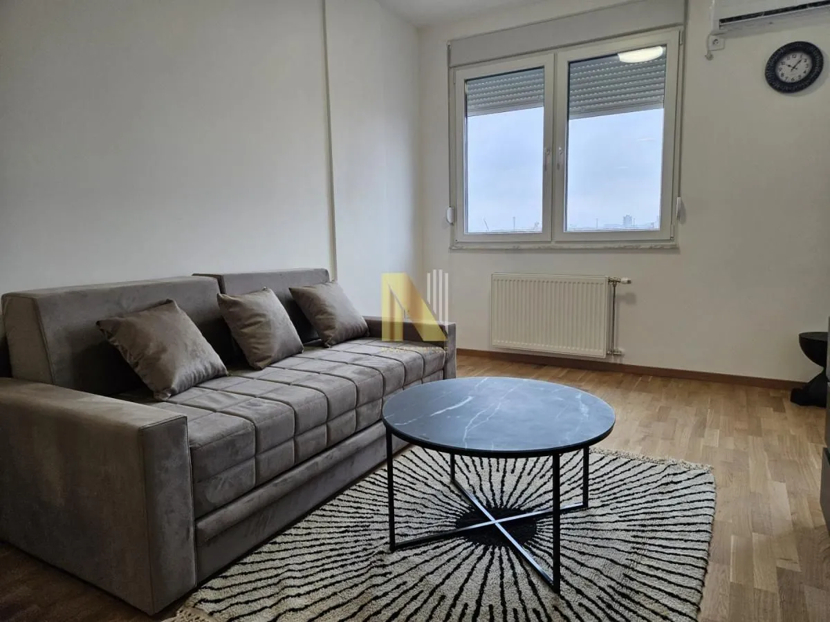 Rent, one bedroom apartment, 42m², Avijatičarsko naselje, Novi Sad Sve Podlokacije