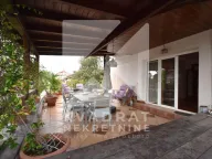 Rent, house, 300m², Ibričevina, Podgorica - image 27