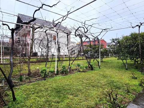 Izdavanje, dvosoban stan, 108m², Stari Aerodrom, Podgorica - image 16