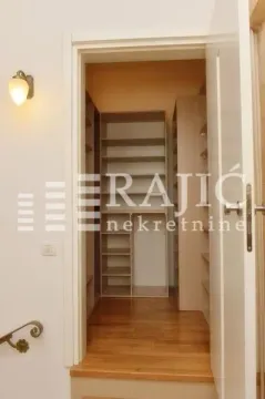 Rent, three bedroom apartment, 150m², Vračar Hram, Vračar Sve Podlokacije - image 17