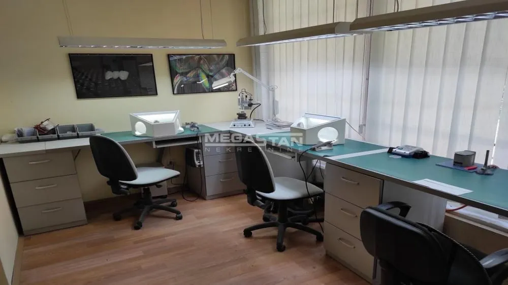 Sale, office space, 37m², Stari Grad, Beograd