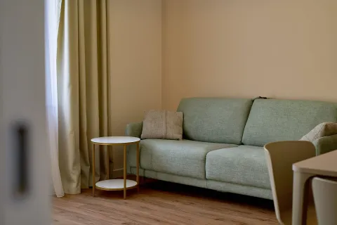 Rent, two bedroom apartment, 58m², Bečići, Budva - image 11