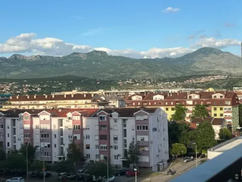 Izdavanje, jednosoban stan, 45m², Stari Aerodrom, Podgorica - image 7