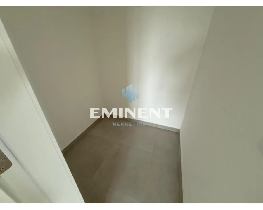 Sale, four bedroom apartment, 134m², Zemun Gornji Grad, Zemun Sve Podlokacije