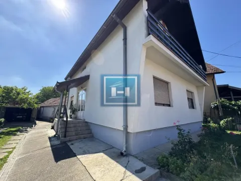 Sale, house, 200m², Centar, Ćuprija - image 1