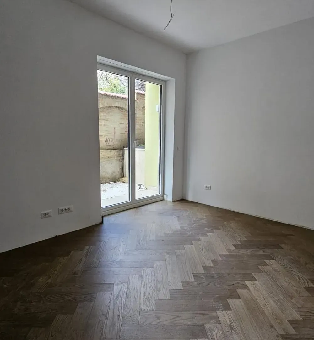 Sale, four bedroom apartment, 148m², Čubura, Beograd