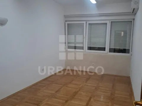 Rent, two bedroom apartment, 80m², City Kvart, Podgorica - image 7