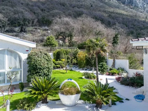 Sale, house, 410m², Blizikuće, Budva - image 37