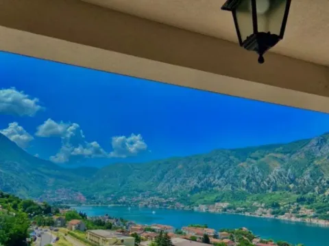 Izdavanje, jednosoban stan, 52m², Dobrota, Kotor - image 9