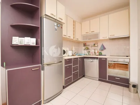 Rent, one bedroom apartment, 51m², City Kvart, Podgorica - image 5