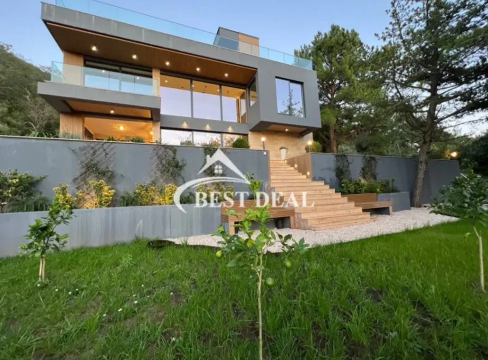 Sale, house, 480m², Tivat, Crna Gora