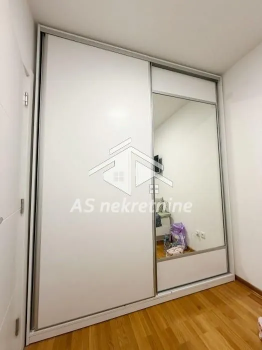 Rent, apartment, 40m², Južni Bulevar, Vračar Sve Podlokacije
