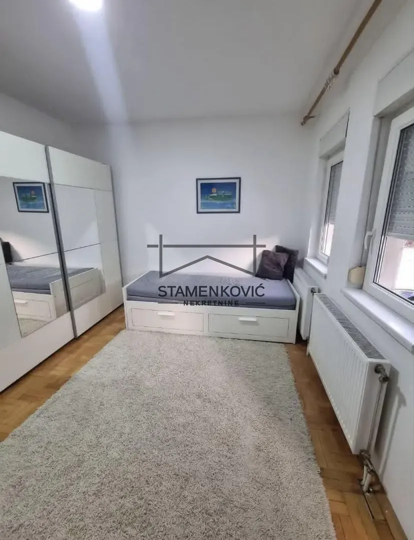 Izdavanje, dvosoban stan, 40m², Podbara, Novi Sad Sve Podlokacije