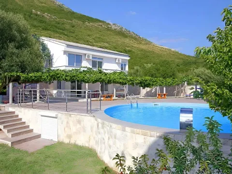 Sale, house, 174m², Katun Reževići, Budva - image 3