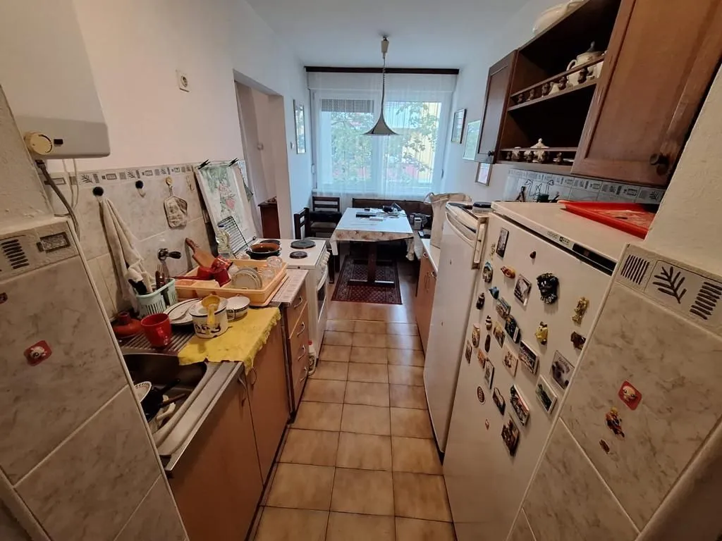 Prodaja, četvorosoban stan, 97m², Centar Sve Podlokacije, Beograd