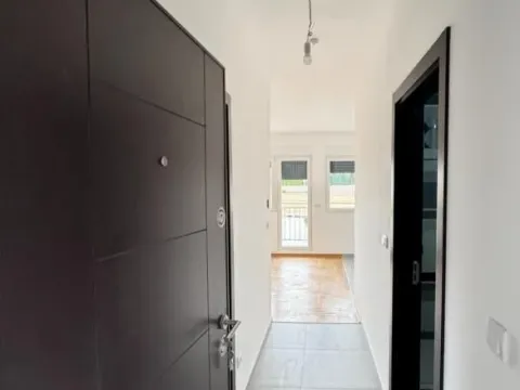 Prodaja, dvosoban stan, 39m², Surčin, Beograd - image 5