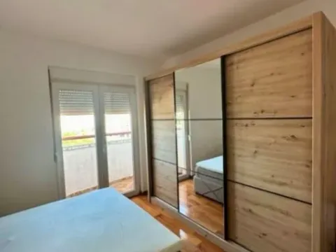 Izdavanje, dvosoban stan, 70m², Zabjelo, Podgorica - image 4