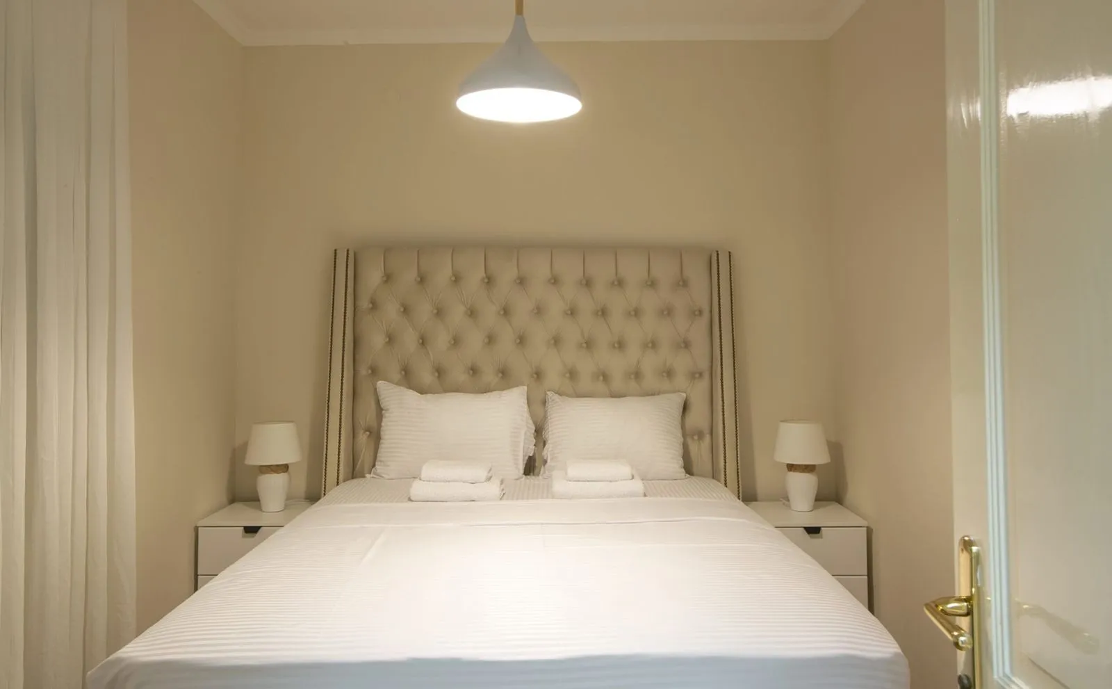 Sale, three bedroom apartment, 90m², Sveti Stefan, Budva