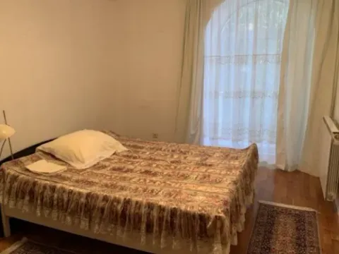 Izdavanje, kuća, 160m², Zvezdarska Šuma, Zvezdara Sve Podlokacije - image 6