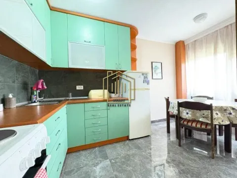 Izdavanje, jednosoban stan, 55m², Blok 5, Podgorica - image 3