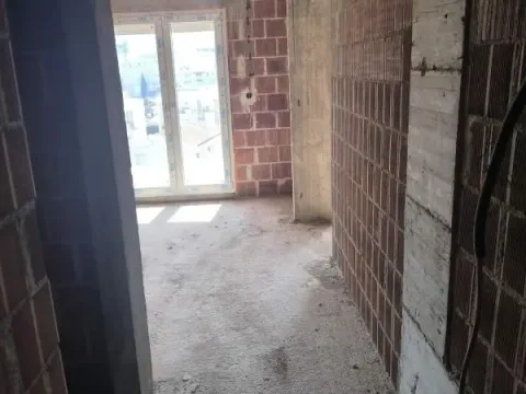 Sale, one bedroom apartment, 32m², Šušanj, Bar - image 5