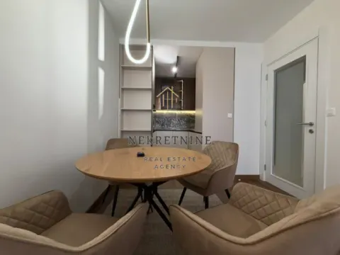 Rent, one bedroom apartment, 51m², Podgorica, Crna Gora - image 11