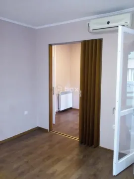 Rent, office space, 52m², Medijana, Niš - image 6