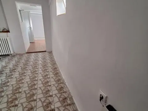 Izdavanje, kuća, 90m², Sremska Kamenica, Petrovaradin - image 16