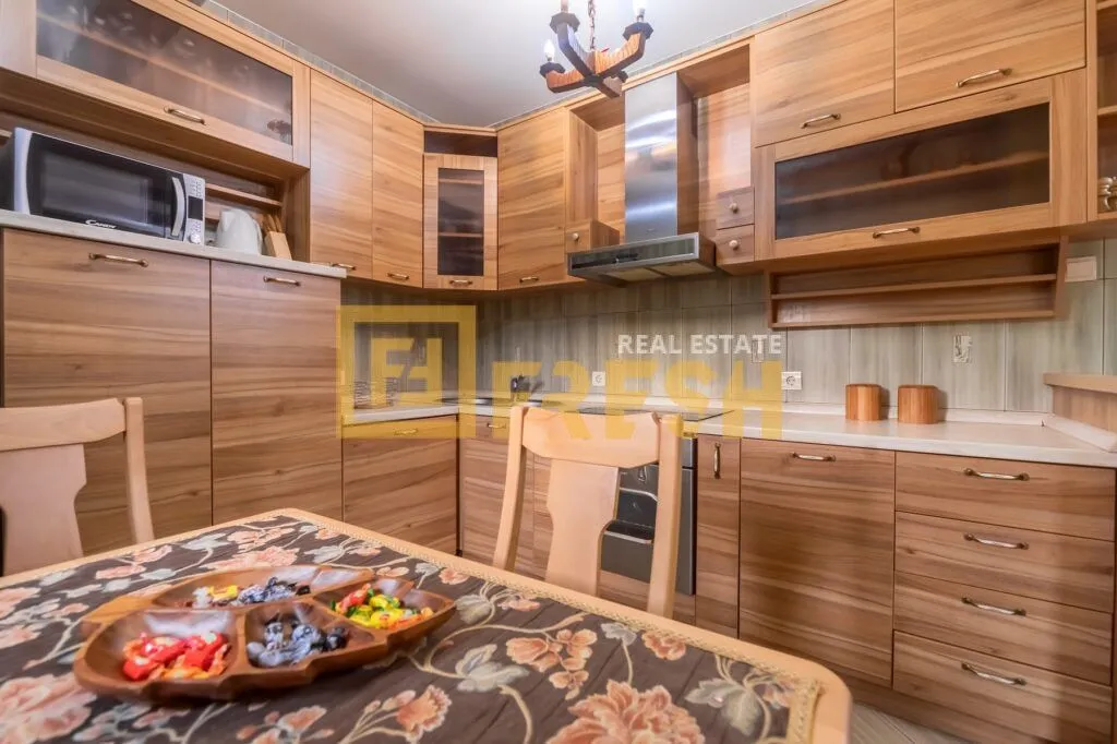 Prodaja, kuća, 300m², Žabljak, Crna Gora