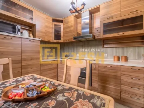 Prodaja, kuća, 300m², Žabljak, Crna Gora - image 9