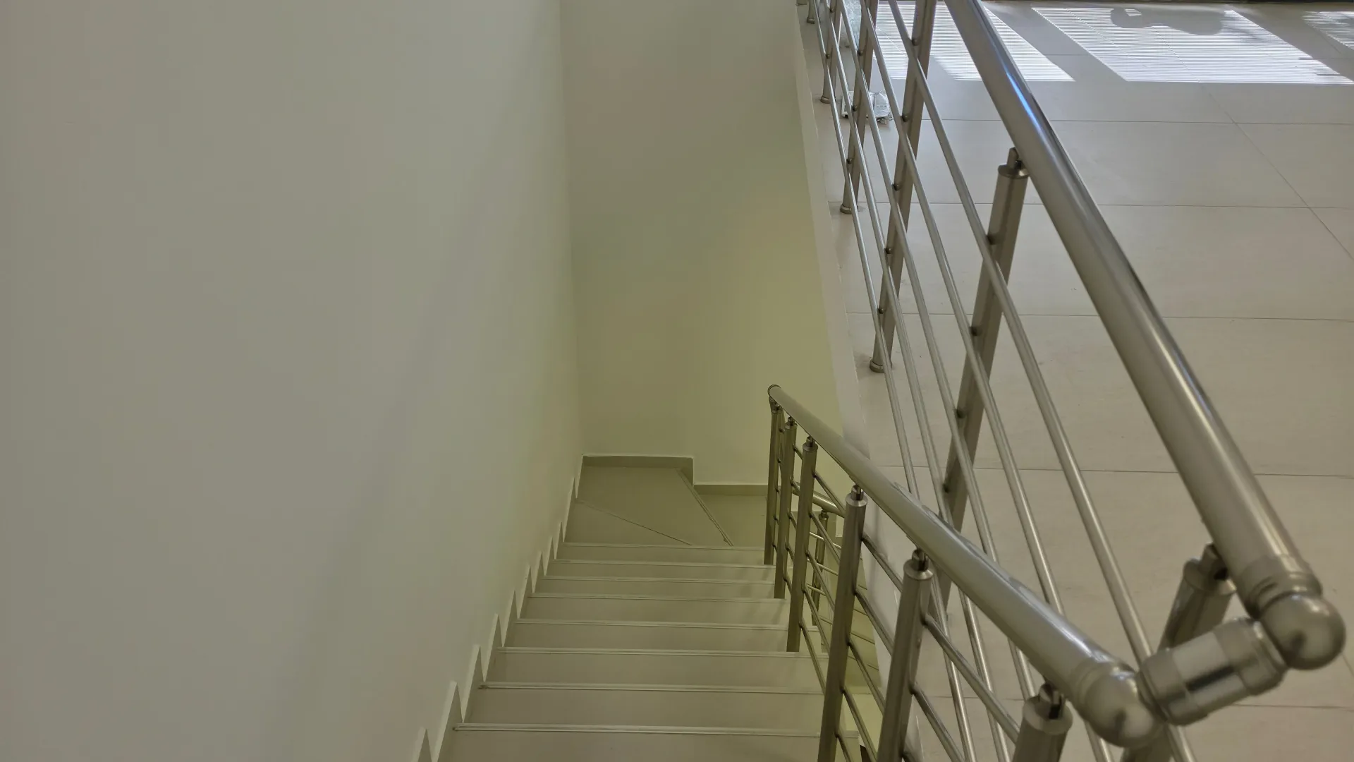 Rent, office space, 115m², Blok 9, Podgorica