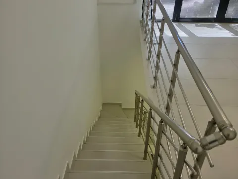 Izdavanje, poslovni prostor, 115m², Blok 9, Podgorica - image 7
