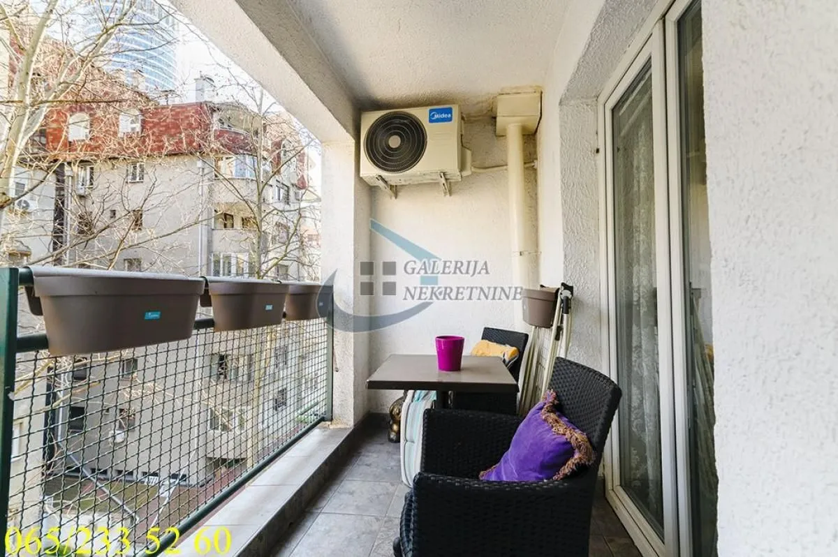 Prodaja, četvorosoban stan, 105m², Savski Venac, Beograd