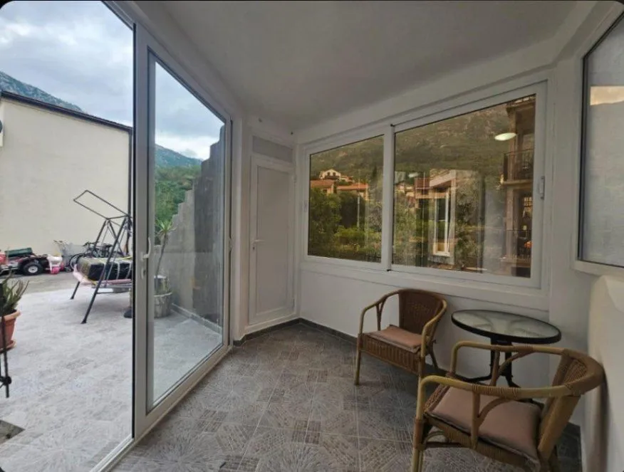 Sale, one bedroom apartment, 56m², Risan, Kotor