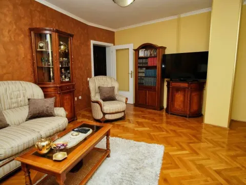 Prodaja, trosoban stan, 96m², Sajmište, Novi Sad - image 2