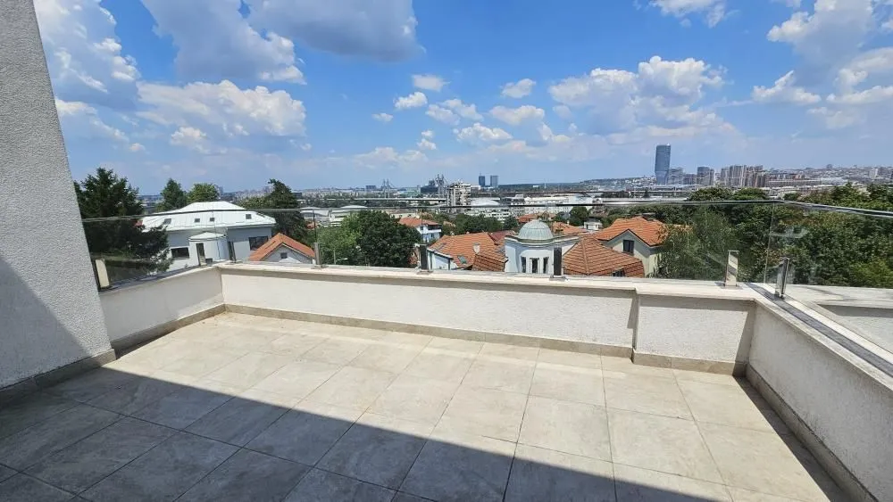 Izdavanje, četvorosoban stan, 157m², Savski Venac, Beograd