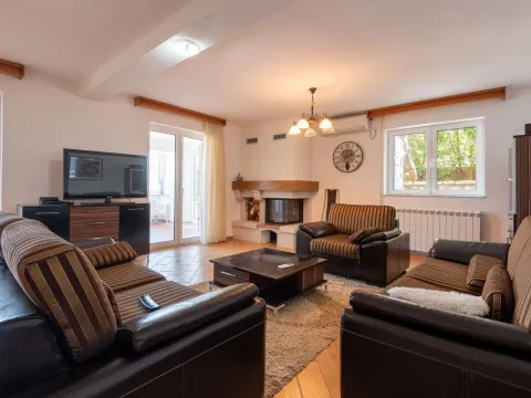 Prodaja, kuća, 185m², Krašići, Tivat - image 3