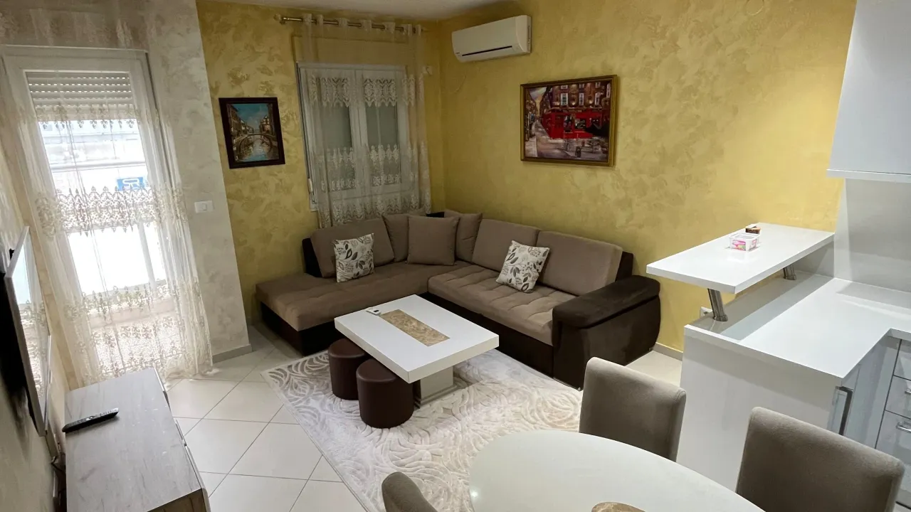 Rent, two bedroom apartment, 70m², City Kvart, Podgorica