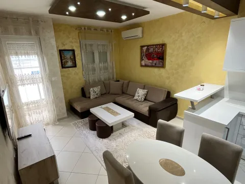 Rent, two bedroom apartment, 70m², City Kvart, Podgorica - image 1