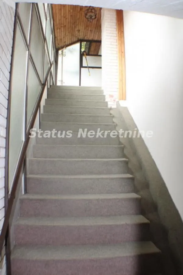 Rent, house, 100m², Rakovac, Novi Sad Sve Podlokacije