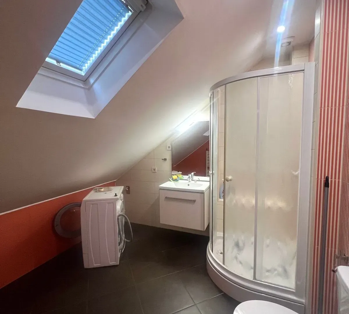 Rent, four bedroom apartment, 115m², Dedinje Sve Podlokacije, Beograd