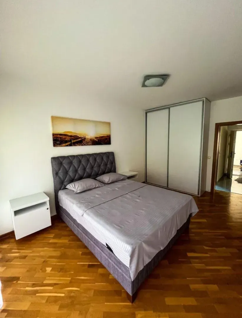 Prodaja, jednosoban stan, 60m², Bečići, Budva