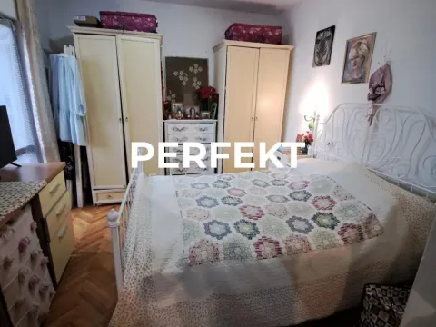 Izdavanje, dvosoban stan, 50m², Stari Grad, Beograd - image 5